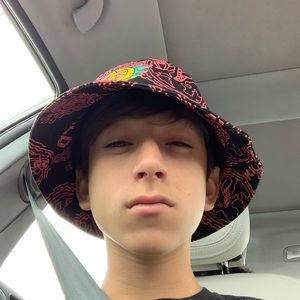 Meet your Posher, Dean